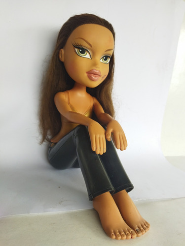 Bratz Sasha  Grande 25 Cm  Uñas 2003