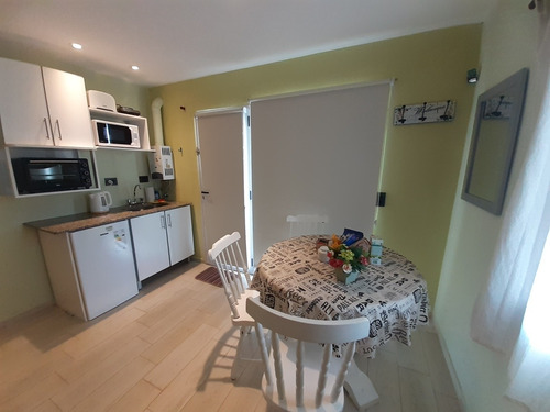 Imagen 10 de 13 de Departamento Para 2 Pers. A 150 Del Mar Jardin Parrilla Es