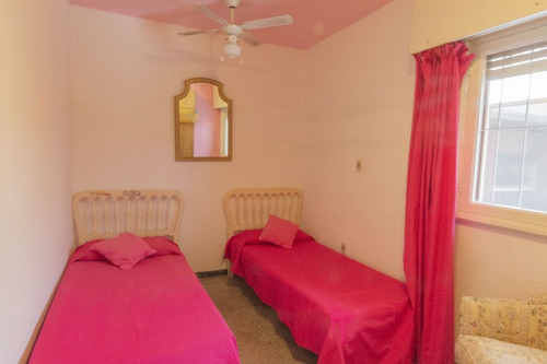 Casa En Venta De 4 Dormitorios En Playa Mansa