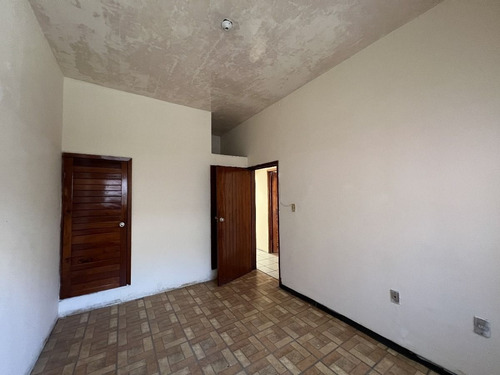 Renta De Casa En El Centro Para Uso Comercial