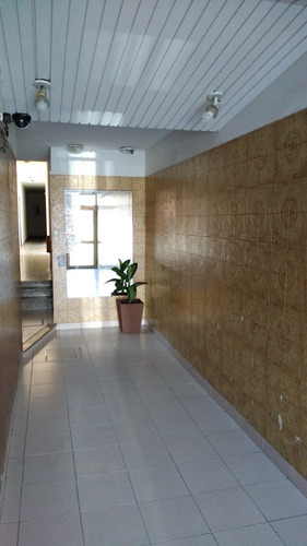 Imagen 9 de 12 de Vendo Departamento Al Frente 3 Amb Con Terraza