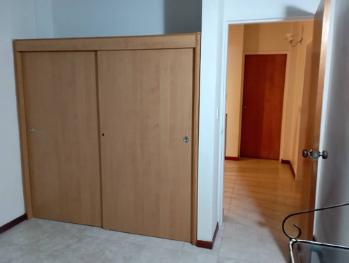 Town House En La Urb Villas Morichal / Tipuro Ve02-1737st-ecam