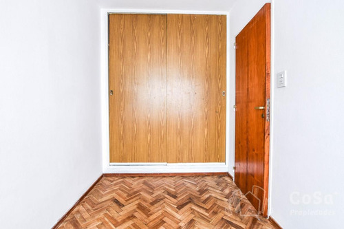 Venta Departamento 2 Dormitorios Con Cochera Retasado