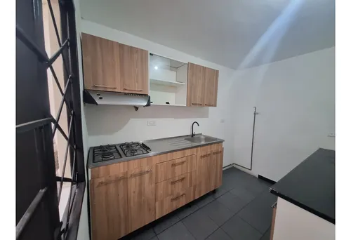 Casa En Venta 2do Piso 2 Niveles En Floresta Alcazares 140 Mt²