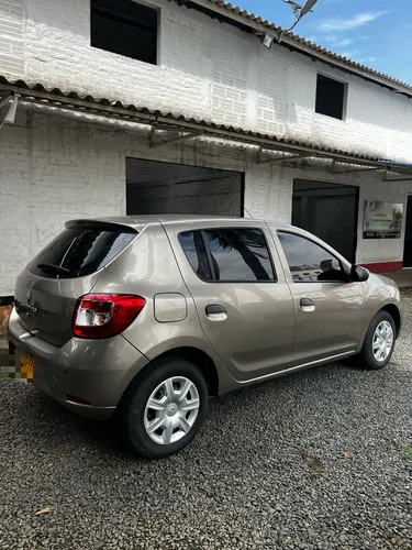 Renault Sandero AUTHENTIQUE / LIFE MT 1600CC 8V AA 2AB ABS