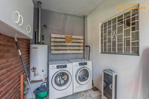 Casa 4 Amb En Ciudad Evita - Apto Credito - Pileta