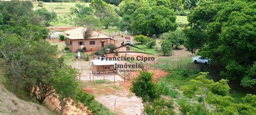 Imagem 1 de 12 de Chácara À Venda No Bairro Quilombinho - Cunha/sp - Ch086
