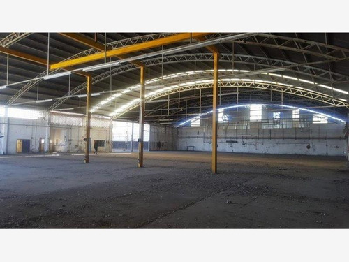 Imagen 1 de 6 de Bodega Industrial En Venta Agricultura