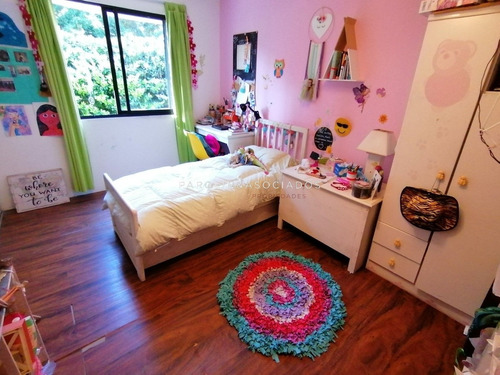 Hermosa Casa En Parque Burnett- Ref: 3835
