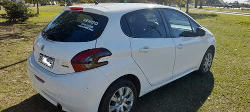 Imagen 2 de 5 de Peugeot 208 Active