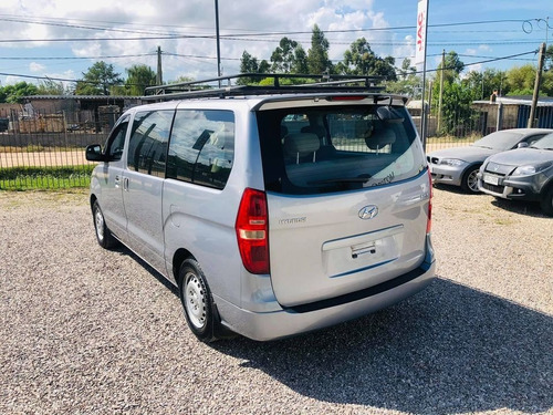 Amaya Hyundai H1 Mini Bus