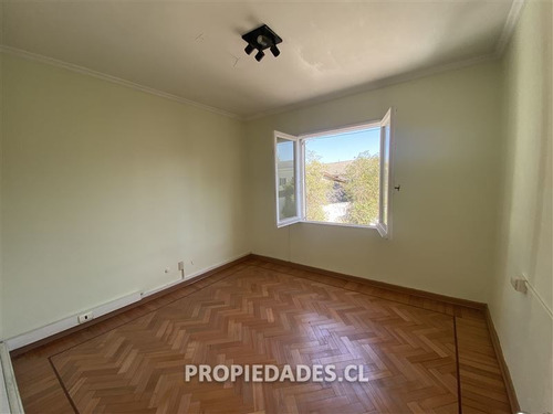 Imagen 13 de 27 de Casa En Venta De 5 Dorm. En Providencia Bilbao/amapolas