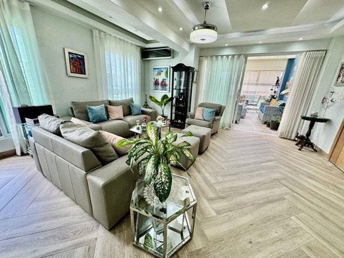 Vendo Penthouse De 4 Habitaciones En Evaristo Morales