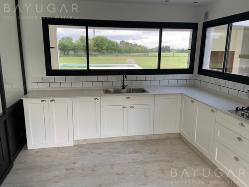 Imagen 16 de 27 de Venta | Excelente Casa A Estrenar En La Escondida, Manzanares | Bayugar Negocios Inmobiliarios