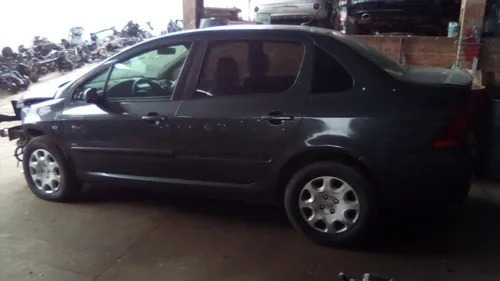 Imagem 6 de 15 de Sucata Peugeot 307 Sedan 2010 Somente Para Retirada De Peças