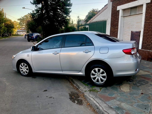 Imagen 6 de 10 de Toyota Corolla 2012 1.8 Xli