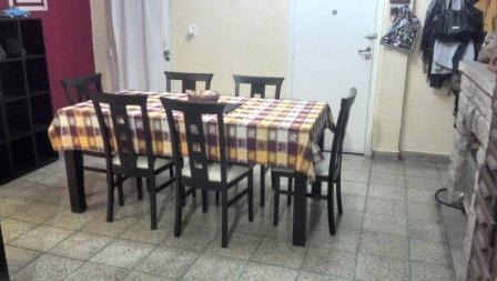El Palomar : Departamento De Tres Ambientes En 1° Piso Al Frente Con Balcon, Sobre Avenida Marconi Altura Curva Del Mate. F: 2460