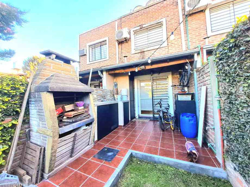 Duplex En Venta En Ituzaingo Norte