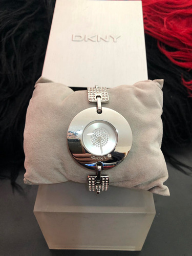 Reloj Donna Karan Espectacular !!! Excelente Estado Plateado Plateado Plateado (Usado)