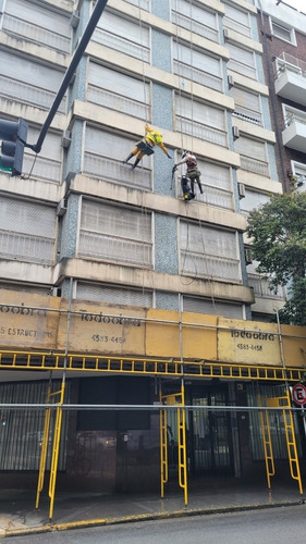 Imagen 2 de 5 de Trabajos En Altura Silleteros Para Edificios