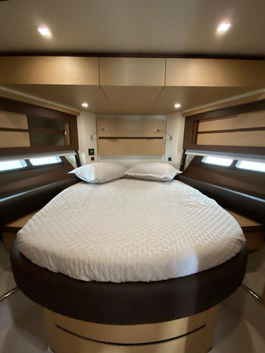 Imagem 5 de 25 de Intermarine 545 - 2011 - 2x Volvo 800 Hp - Ñ Azimut Sessa