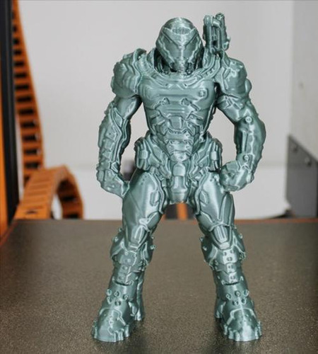 Action Figura Doom Eternal Colecionável Decoração Estátua