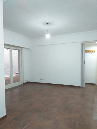Imagen 2 de 12 de Departamento En Venta En Flores