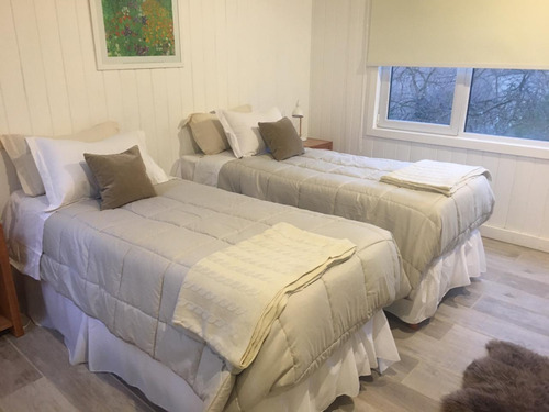 Imagen 7 de 14 de Moderna Casa En El Bosque Alquiler Hasta 4 Personas