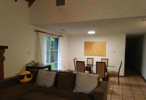 Imagen 8 de 16 de Venta De Casa En Campos De Echeverria- Canning