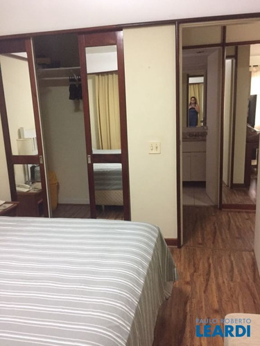 Imagem 8 de 11 de Flat - Itaim Bibi - Sp - 496522