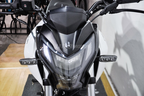 Imagen 10 de 21 de Moto Hero Hunk 160r Tenemos Test Drive