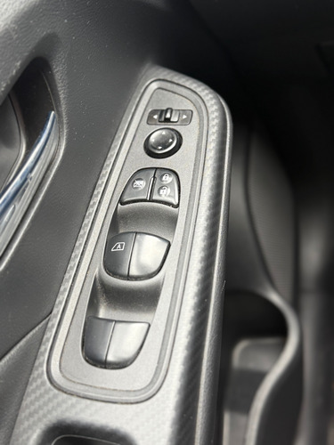 Nissan Versa 1.6 Sense At