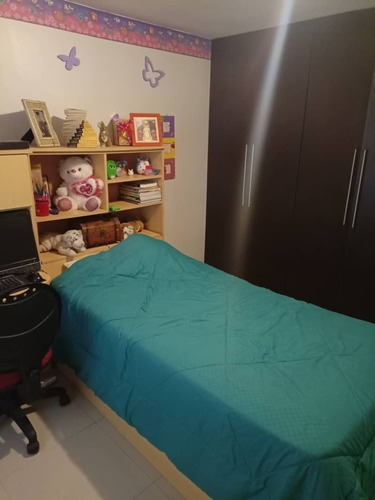 Imagen 12 de 15 de Townhouse En Lomas Del Este, Valencia. Residencia Lomas Alto