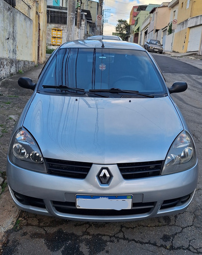 Renault Clio Sedan 1.0 16v Expression Hi-flex 4p