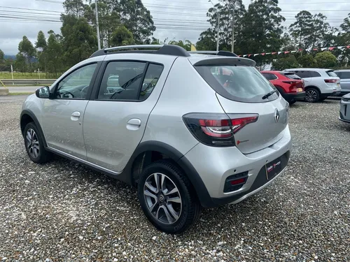 Renault Stepway NTENS AT 4X2 1.6
