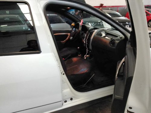 Imagen 16 de 19 de Renault Duster Oroch Dynamique 1.6 16v 4x2 Gnc 2016