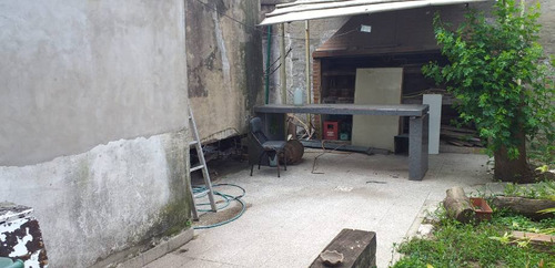 Local Con Vivienda En Venta En Remedios De Escalada Este