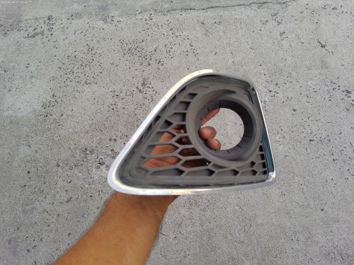 Imagen 4 de 5 de Parrilla Faro Niebla Derecha Ford Fusion Del 2010 Al 2012
