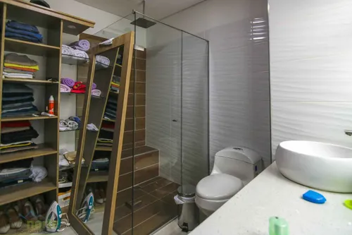 Apartamento En Venta En Niquia Parte Baja. Cod V12921