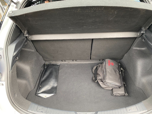 Imagen 11 de 15 de Toyota Yaris S At 2019