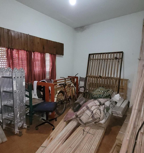 Imagen 4 de 10 de Casa A Reciclar - Lote 10 X 30 - Ituzaingo Norte