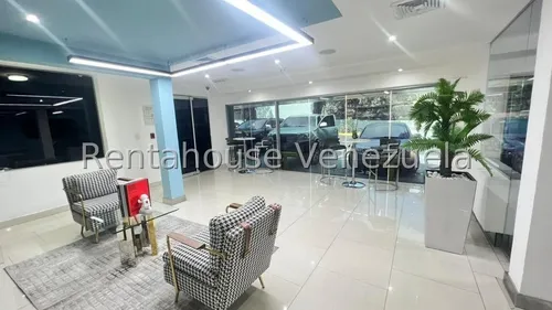 Casa En Alquiler Chuao Vgi