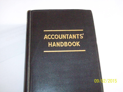 A. Paton. Accoutants Handbook. 3ra. Edition, 1943