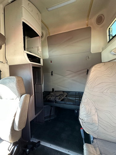 Volvo Vnl 670 Cummins Isx15 2016 Importado