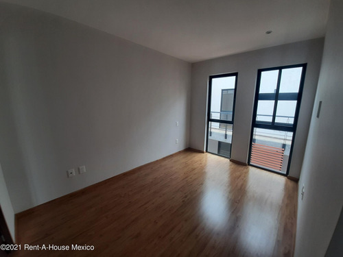 Imagen 5 de 9 de Departamento En Venta En Portales 215031al