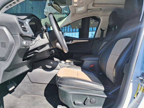 Ford Escape 2.5 Titanium Hybrid At