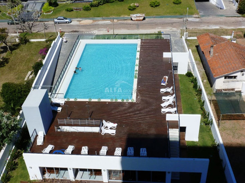 Imagen 12 de 30 de Apartamento En Mansa, 2 Dormitorios