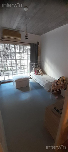Mendoza Al 2000. Belgrano - 3 Ambientes - Jardín Y Patio - Cochera - Muy Bajas Expensas - Alquiler