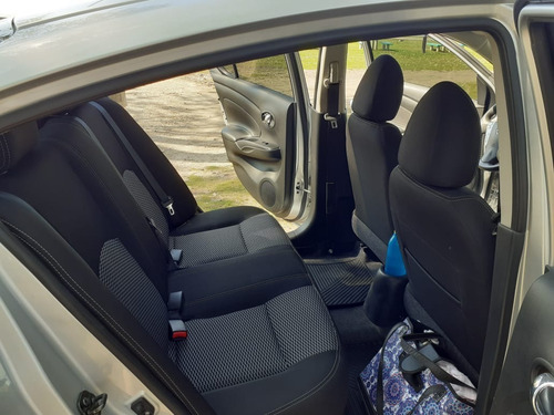 Nissan Versa Advance Mt