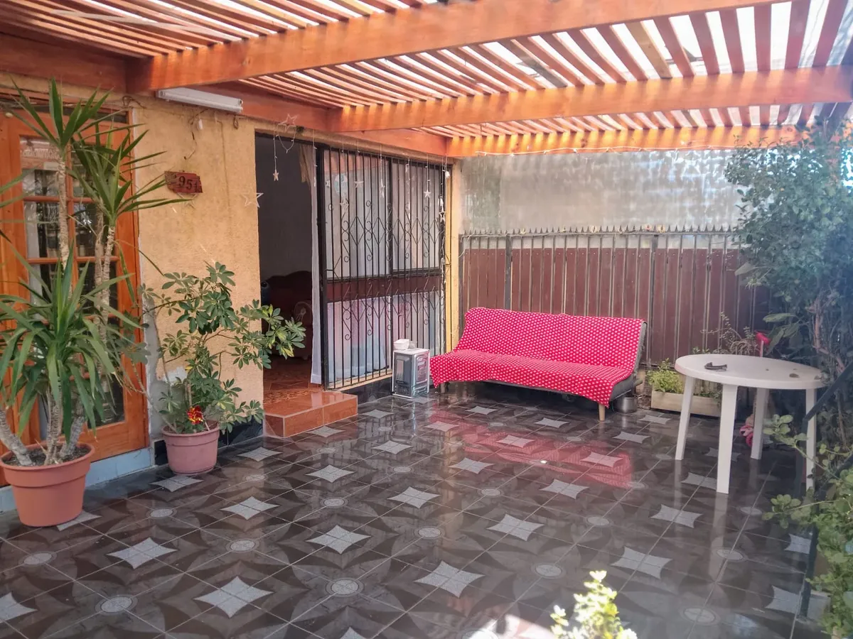 Imagen 1 de 8 de Gestimob, Casa De Un Piso Miserinos/ Avenida Central